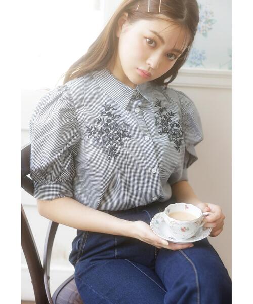 INGNI（イング）の「ボリュームスリーブ刺繍／ブラウス（シャツ/ブラウス・レディース・ブルー系その他/ブラック系その他3/ホワイト系その他2/ブルー/オフホワイト/ミント・M）」の16枚目の写真