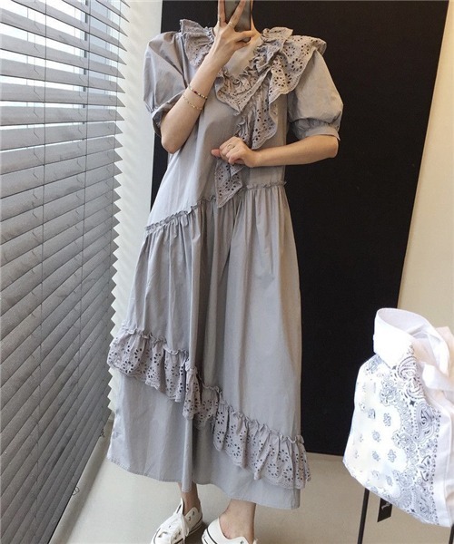 FREE STYLISTS（フリー スタイリスト）の「刺繍フリル　ロングワンピース（ワンピース・レディース・ホワイト/グレー・FREE）」の15枚目の写真