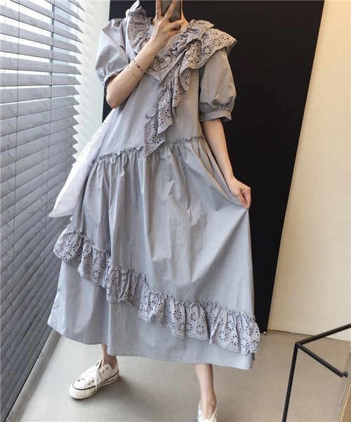 FREE STYLISTS（フリー スタイリスト）の「刺繍フリル　ロングワンピース（ワンピース・レディース・ホワイト/グレー・FREE）」の9枚目の写真