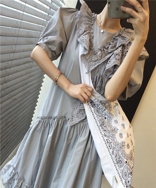 FREE STYLISTS（フリー スタイリスト）の「刺繍フリル　ロングワンピース（ワンピース・レディース・ホワイト/グレー・FREE）」の11枚目の写真