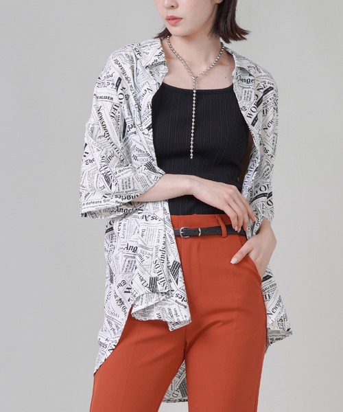 SPINNS（スピンズ）の「【ゆったりシルエット】総柄半袖オーバーサイズシャツ（シャツ/ブラウス・レディース・A/B/C/D/E/G/J/F/I/H・ONESIZE）」の6枚目の写真