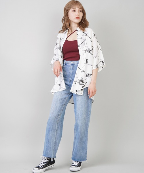 SPINNS（スピンズ）の「【ゆったりシルエット】総柄半袖オーバーサイズシャツ（シャツ/ブラウス・レディース・A/B/C/D/E/G/J/F/I/H・ONESIZE）」の16枚目の写真