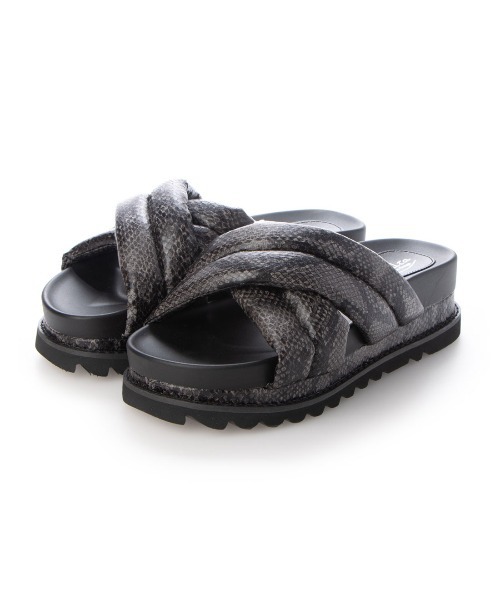 Realta（レアルタ）の「Realta(レアルタ) もこもこベルトクロス サンダル（サンダル・レディース・ホワイト/ブラック/ブラック系その他・M/L/S/LL）」の8枚目の写真