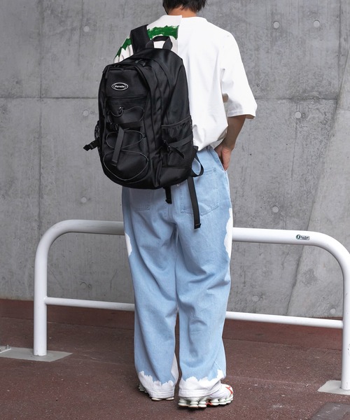 Perushu（ペルーシュ）の「リメイクカレッジボーダーTシャツ（Tシャツ/カットソー・メンズ・ブラック/レッド/ホワイト・LARGE/MEDIUM）」の7枚目の写真