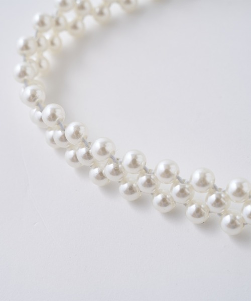 one after another NICE CLAUP（ワンアフターアナザーナイスクラップ）の「モチーフ付きパールベルト（ベルト・レディース・ホワイト/ゴールド・ONE SIZE）」の7枚目の写真