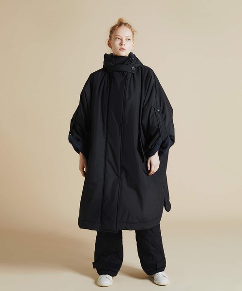 F/CE. （エフシーイー）の「F/CE. RECYCLE MATERIAL PADDING PONCHO / エフシーイー リサイクルマテリアル パディング ポンチョ（ポンチョ・レディース・ブラック/オリーブ/ブラウン系その他・SMALL/MEDIUM）」の10枚目の写真