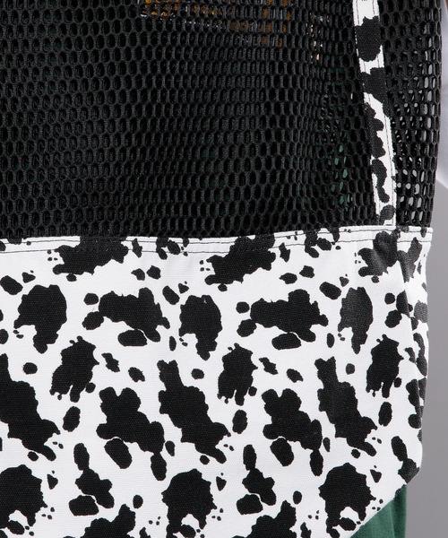 kutir(クティール)の「牛柄トートバッグ(トートバッグ・メンズ・ホワイト/ブラウン・FREE)」の10枚目の写真