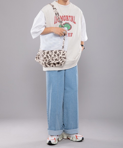 kutir(クティール)の「牛柄トートバッグ(トートバッグ・メンズ・ホワイト/ブラウン・FREE)」の11枚目の写真