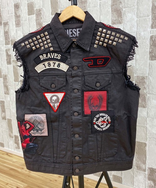 DIESEL レザー ベスト 黒 スタッズ 110712-13.jpg