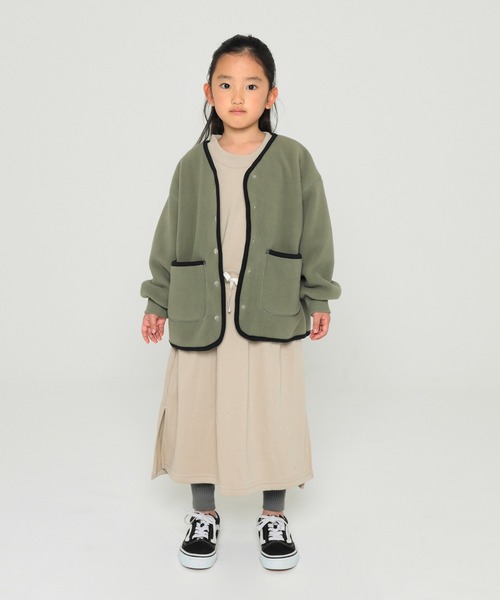 undeny.（アンディニ－）の「undeny.  フリースノーカラージャケット（ノーカラージャケット・キッズ・ブラック/ベージュ/カーキ・S/M/L/XL）」の4枚目の写真