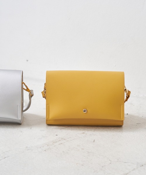 ROPE' PICNIC（ロペピクニック）の「【軽量】平カシメフラップミニショルダーバッグ（ショルダーバッグ・レディース・ブラック/ブラウン系その他3/イエロー/シルバー・FREE）」の4枚目の写真