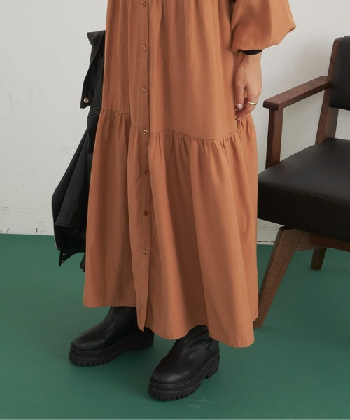 Auntie Rosa Holiday(アンティローザホリデー)の「2WAYティアードボリュームワンピース(ワンピース・レディース・ブラック/ベージュ・マルチサイズ)」の8枚目の写真