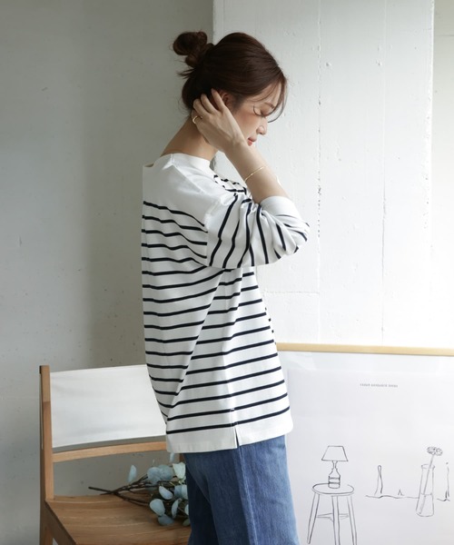 URBAN RESEARCH DOORS（アーバンリサーチドアーズ）の「パネルボーダーボートネックカットソー（Tシャツ/カットソー・レディース・ネイビー/ブラック/パープル/ブラウン・ONE）」の12枚目の写真