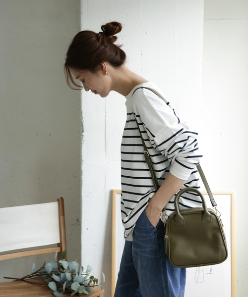 URBAN RESEARCH DOORS（アーバンリサーチドアーズ）の「パネルボーダーボートネックカットソー（Tシャツ/カットソー・レディース・ネイビー/ブラック/パープル/ブラウン・ONE）」の14枚目の写真