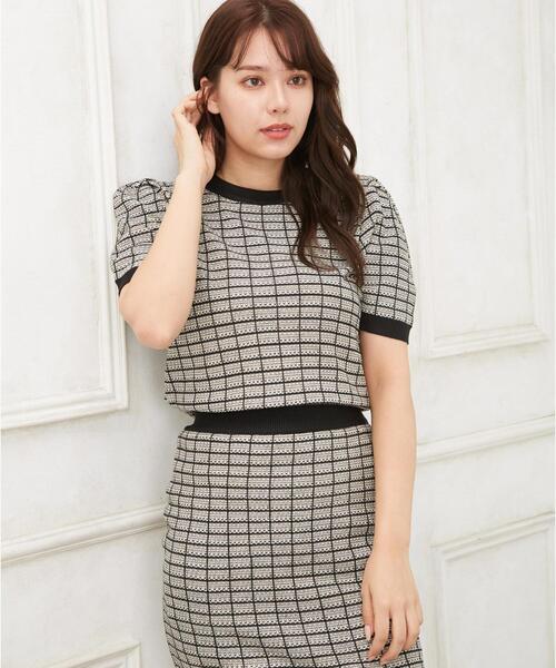 Allamanda(アラマンダ)の「ツイード調半袖ニット(SET UP)(ニット/セーター・レディース・サックスブルー系1/パープル/ホワイト×ブラック・M)」の2枚目の写真