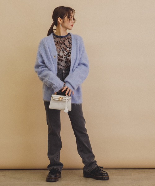 MADEMOISELLE ROPE'（マドモアゼル ロペ）の「ロングシャギーVネックカーディガン（カーディガン/ボレロ・レディース・ベージュ/ブルー系その他4・38）」の20枚目の写真