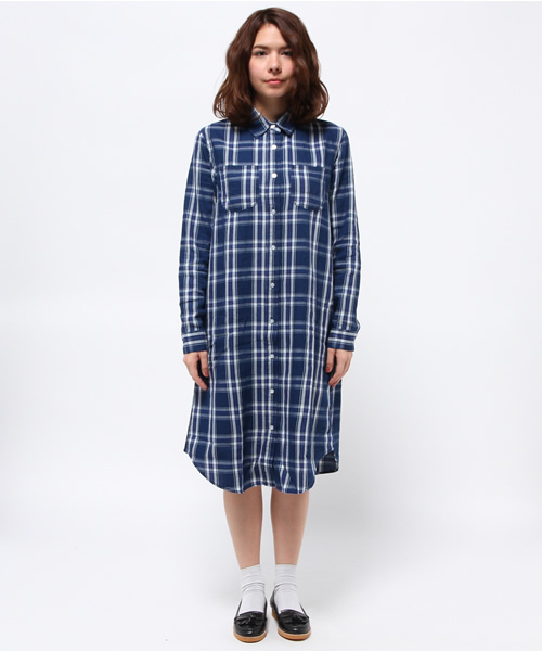 WEGO（ウィゴー）の「WEGO/インディゴチェックシャツワンピース（シャツワンピース・レディース・サックスブルー/ネイビー・FREE）」の9枚目の写真