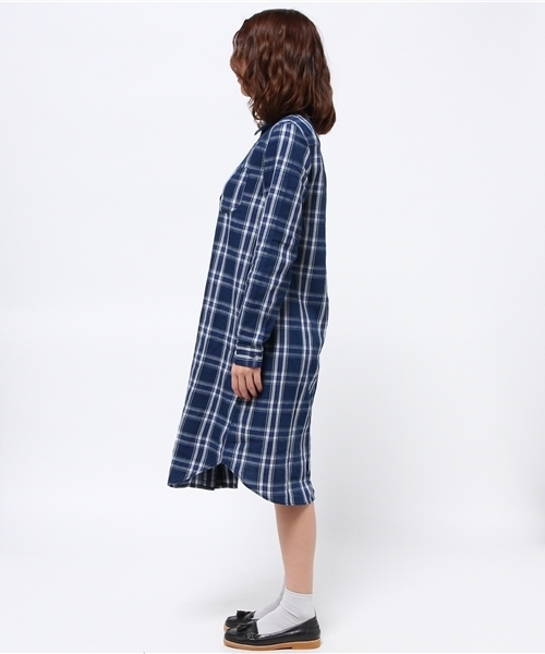 WEGO（ウィゴー）の「WEGO/インディゴチェックシャツワンピース（シャツワンピース・レディース・サックスブルー/ネイビー・FREE）」の10枚目の写真