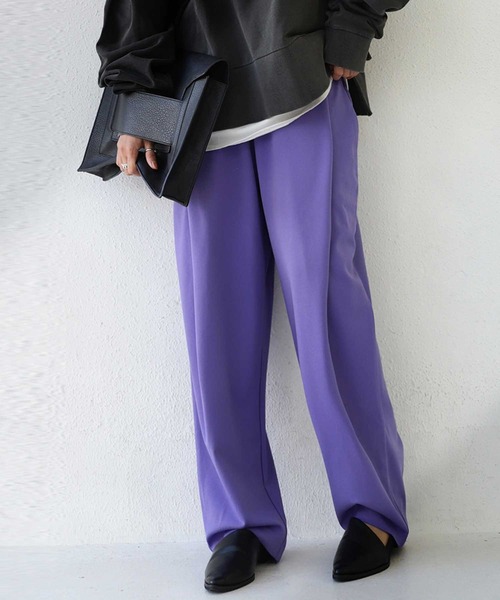 antiqua(アンティカ)の「カッティングテーパードパンツ(その他パンツ・レディース・ブラック/パープル/カーキ/グリーン/アイボリー/ボルドー/マスタード/レンガ/ダークカーキ/ダークグレー/ブラウン系その他/ダークグリーン・M/L)」の9枚目の写真