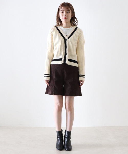 Cheek（チーク）の「チルデンニットカーディガン（カーディガン/ボレロ・レディース・アイボリー/ブラック・MEDIUM）」の10枚目の写真