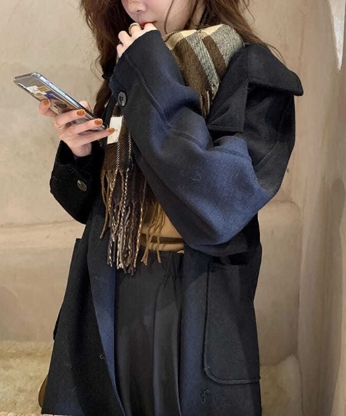 yuue' ( wear )（ユーイ）の「オーバーサイズ 袖ボリューム チェスターコート（チェスターコート・レディース・ブラック/ブラウン/グレー・SMALL/MEDIUM/LARGE/X-LARGE）」の7枚目の写真