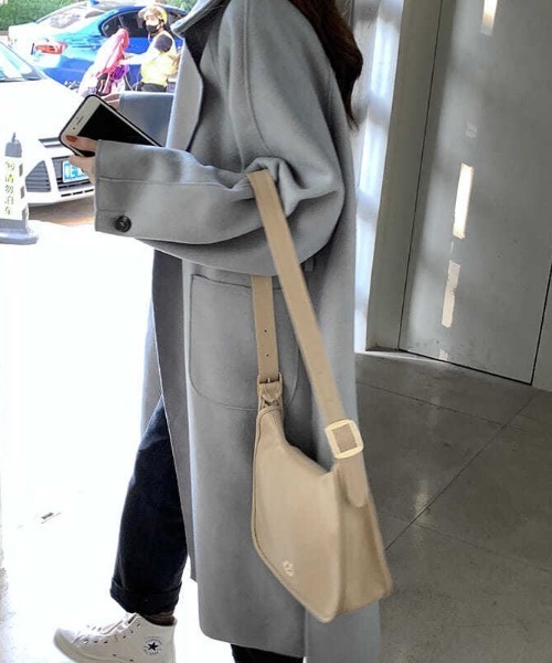 yuue' ( wear )（ユーイ）の「オーバーサイズ 袖ボリューム チェスターコート（チェスターコート・レディース・ブラック/ブラウン/グレー・SMALL/MEDIUM/LARGE/X-LARGE）」の12枚目の写真