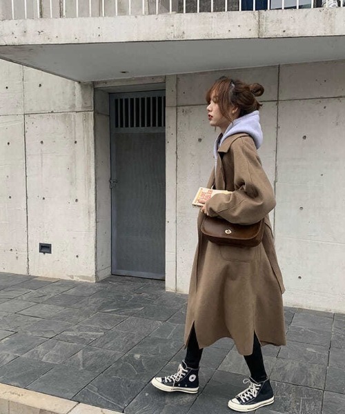 yuue' ( wear )（ユーイ）の「オーバーサイズ 袖ボリューム チェスターコート（チェスターコート・レディース・ブラック/ブラウン/グレー・SMALL/MEDIUM/LARGE/X-LARGE）」の20枚目の写真