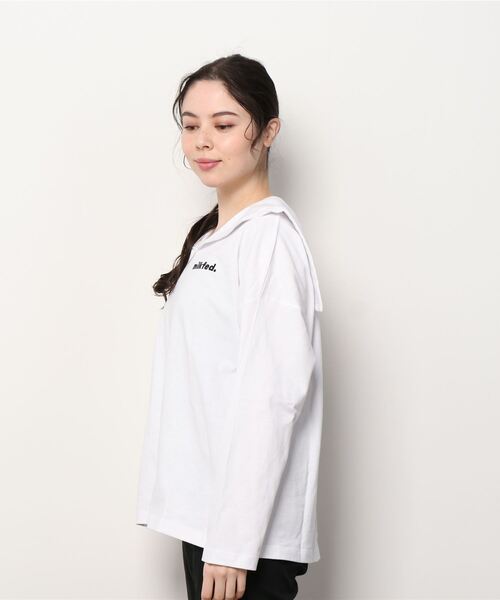 MILKFED.(ミルクフェド)の「SAILOR COLLAR TOP(Tシャツ/カットソー・レディース・ホワイト/ブラック/グリーン・ONE SIZE)」の4枚目の写真