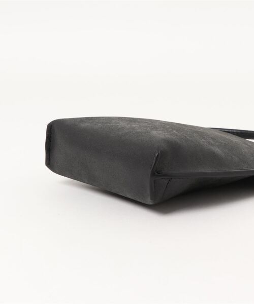 m.f.editorial（エムエフエディトリアル）の「エムエフエディトリアルメンズ/m.f.editorial：MEN ヌバック調 サコッシュ（ショルダーバッグ・メンズ・ブラック/ベージュ・FREE）」の5枚目の写真