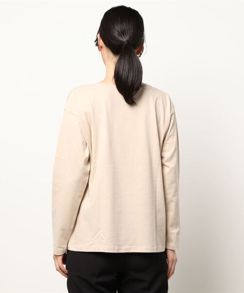 Te chichi（テチチ）の「ロゴプリントTシャツ（Tシャツ/カットソー・レディース・オフホワイト/ブラウン/ベージュ・ﾌﾘ-）」の5枚目の写真