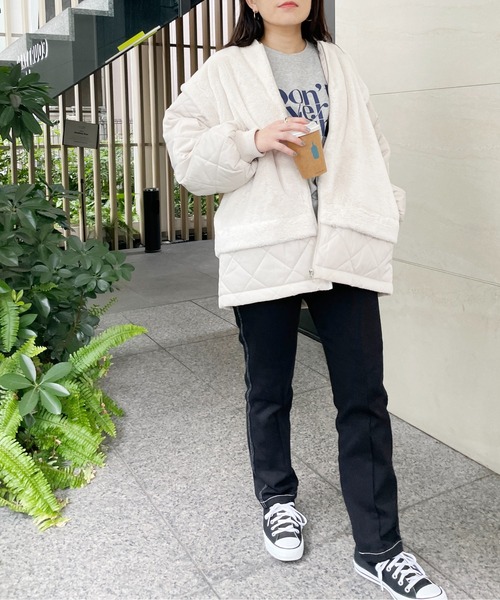 Meli rich（メリーリッチ）の「キルト×ファードッキングミドルコート（ミリタリージャケット・レディース・アイボリー/モカ/グレイッシュベージュ/ブラック系その他/ホワイト/ベージュ系・MEDIUM）」の7枚目の写真