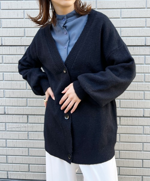 CLEA(クレア)の「ボリュームスリーブルーズニットカーディガン(カーディガン/ボレロ・レディース・ブラック/ベージュ/アイボリー・FREE)」の13枚目の写真