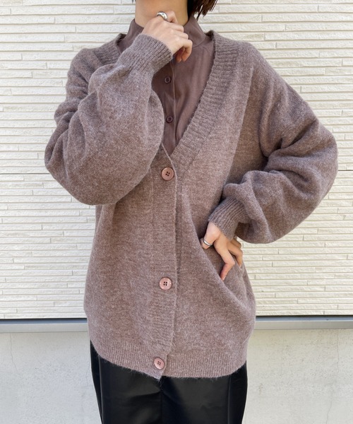CLEA(クレア)の「ボリュームスリーブルーズニットカーディガン(カーディガン/ボレロ・レディース・ブラック/ベージュ/アイボリー・FREE)」の11枚目の写真