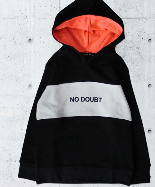 THE CASUAL（カジュアル）の「裏起毛ライン切り替えプルオーバーパーカー キッズ（パーカー・キッズ・ブラック系/ベージュ/ベージュ系/ブラック系1/オフホワイト/ブラック系2/杢グレー/グレー系/ブラック・110cm/120cm/130cm/150cm/160cm/140cm）」の4枚目の写真