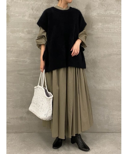 BEARDSLEY（ビアズリー）の「羽織でもレイヤードでも ギャザーワンピース（ワンピース・レディース・ホワイト/カーキ・1/0）」の5枚目の写真