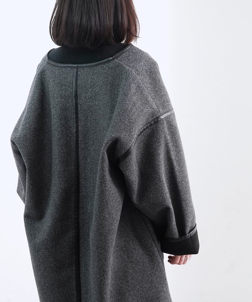 Fizz（フィズ）の「【Fizz/フィズ】　パイピング×フェイクウールミドル丈コート（ノーカラーコート・レディース・ブラック/ベージュ/アイボリー/モカ/キナリ・M）」の17枚目の写真