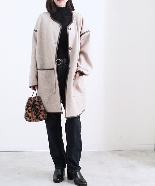 Fizz（フィズ）の「【Fizz/フィズ】　パイピング×フェイクウールミドル丈コート（ノーカラーコート・レディース・ブラック/ベージュ/アイボリー/モカ/キナリ・M）」の15枚目の写真