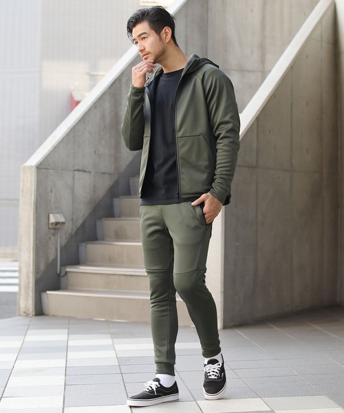 LIL VENDARS（リルヴェンダース）の「電熱テックスウェットパーカー（パーカー・メンズ・ブラック/グレー/チャコール/オリーブ/ネイビー・S/M/L/XL）」の8枚目の写真