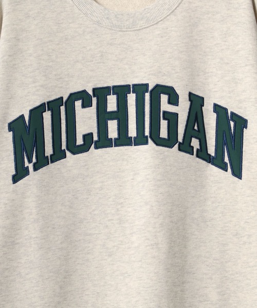 Lazar(ラザル)の「MICHIGAN/FLORIDA 別注 オーバーサイズ カレッジロゴ ワッペン刺繍 スウェット レディース メンズ トレーナー(スウェット・メンズ・グリーン/オートミール/ベージュ系その他/グリーン系その他/ブルー系その他/スミクロ・LL/M/L)」の17枚目の写真