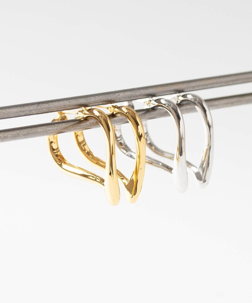 JUICY ROCK（ジューシーロック）の「ハートフォルムフープピアス（ピアス（両耳用）・レディース・ゴールド/シルバー・ONE SIZE）」の9枚目の写真