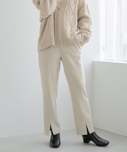 LOWRYS FARM(ローリーズファーム)の「フロントスリットパンツ 260422(その他パンツ・レディース・イエロー/アイボリー/ブラック・MEDIUM/LARGE)」の2枚目の写真