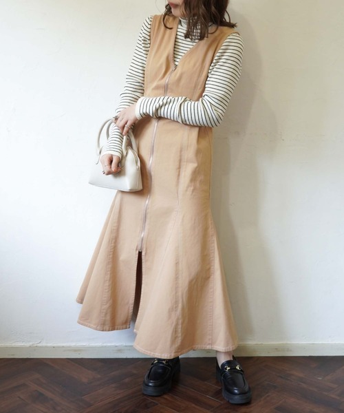 archives(アルシーヴ)の「フロントZIPマーメイドジャンパースカート(ジャンパースカート・レディース・ブラック/ベージュ/アイボリー・MEDIUM)」の14枚目の写真