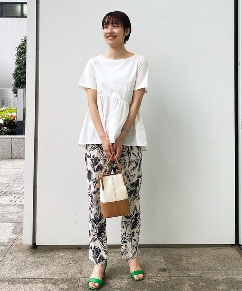 OPAQUE.CLIP（オペークドットクリップ）の「◆トリコットJ フハク切替ペプラムトップス【WEB限定サイズ】（Tシャツ/カットソー・レディース・ホワイト系/ブラック/サンドベージュ・38/40/42）」の21枚目の写真