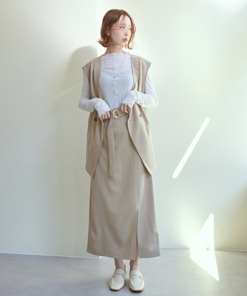 natural couture(ナチュラルクチュール)の「2022AW/ノーカラーベスト(ベスト・レディース・ベージュ/ライトベージュ/ブラック・FREE)」の6枚目の写真