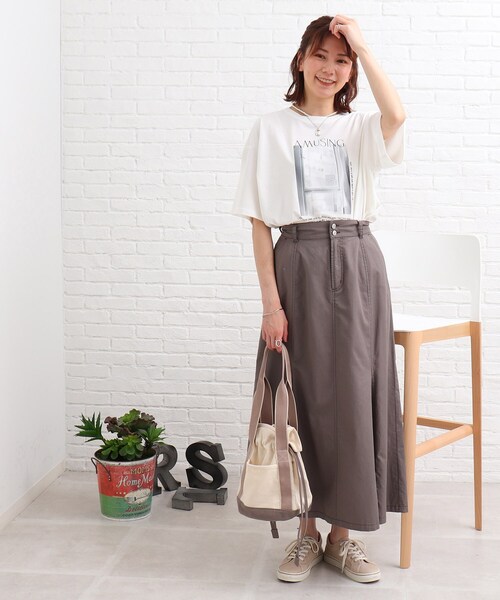 SHOO・LA・RUE（シューラルー）の「◆【S-L】フォトプリントTシャツ（Tシャツ/カットソー・レディース・ライトパープル/ホワイト系・01/03/02）」の14枚目の写真