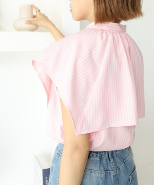 moment+（モーメントプラス）の「T/Cブロード無地＆ランダムストライプ スクエアラッフルカラーケープブラウス（シャツ/ブラウス・レディース・ブラック/オフホワイト/サックスブルー/ピンク・M）」の17枚目の写真