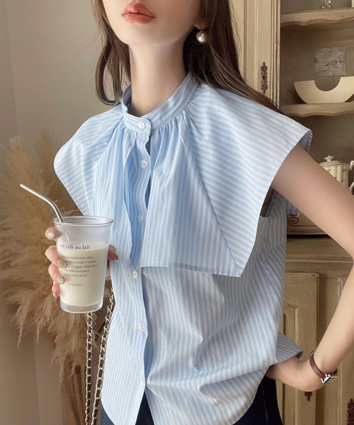 moment+（モーメントプラス）の「T/Cブロード無地＆ランダムストライプ スクエアラッフルカラーケープブラウス（シャツ/ブラウス・レディース・ブラック/オフホワイト/サックスブルー/ピンク・M）」の6枚目の写真