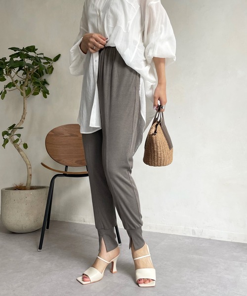 DouDou（ドゥドゥ）の「エステルフライスジョガーパンツ（その他パンツ・レディース・ブラック/カーキ・FREE）」の17枚目の写真