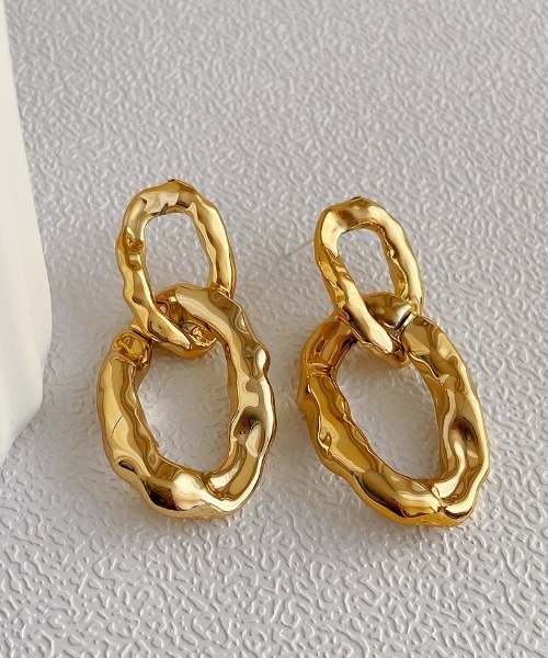 yu-ka(ユーカ)の「YU-KA : ダブル凸凹リングピアス / DOUBLE UNEVENNESS RING PIERCE(ピアス(両耳用)・レディース・シルバー/ゴールド・FREE)」の9枚目の写真