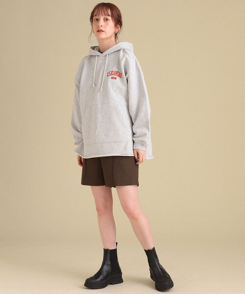 Ray BEAMS（レイビームス）の「【WEB限定】Lee / ルーズ フィット フーディー（スウェット・レディース・ネイビー/杢グレー・MEDIUM）」の3枚目の写真